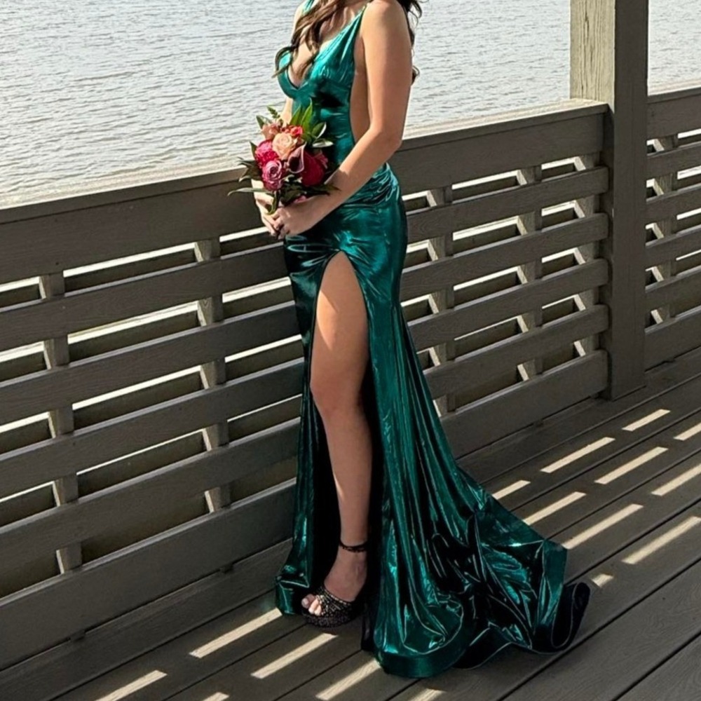 Jovani Fitted Metallic Formal Gown Homecoming Dress Prom Teal size 4